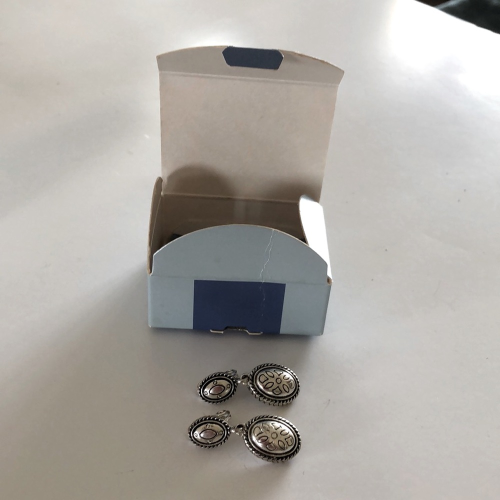 Avon clip on earrings